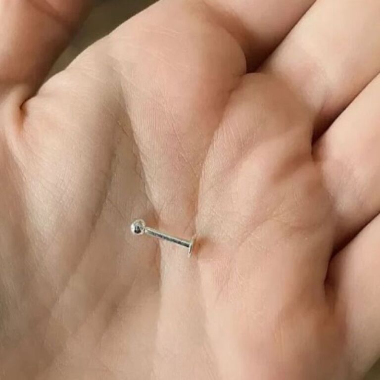 Piercing De Prata Labret Bolinha Trágus